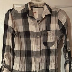 Small Mossimo flannel grey and white